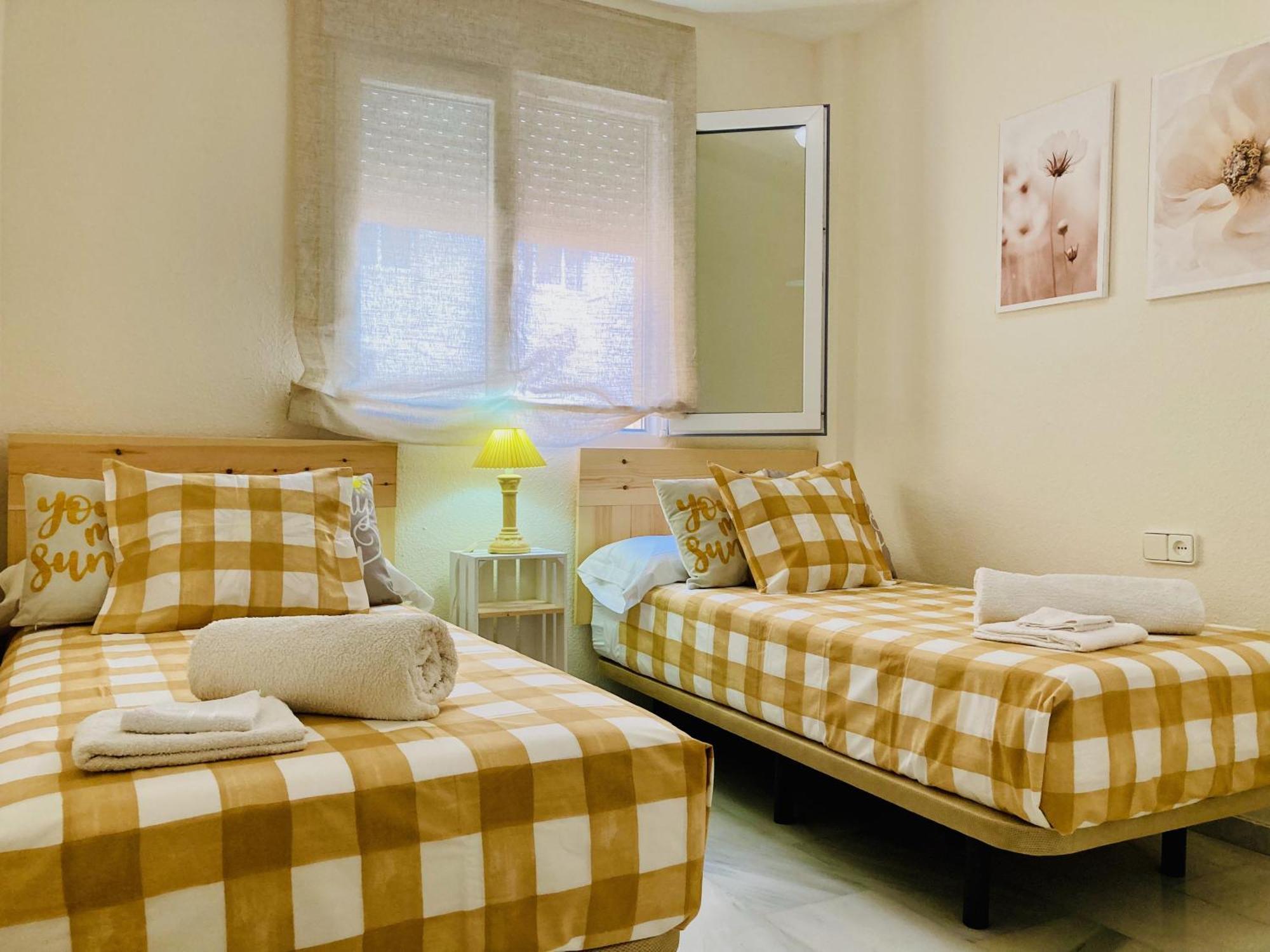 Alboran Costa Del Sol Apartment เอสเตโปนา ภายนอก รูปภาพ